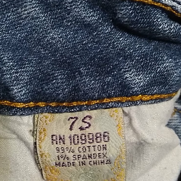 American Rag Jean's - Picture 3 of 14